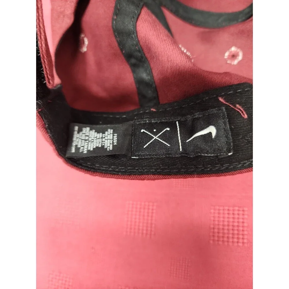 Nike Golf Strapback Ball Cap Burgundy Adjustable New With Tags